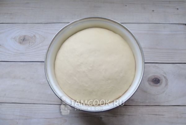 Пирожки с горохом в духовке